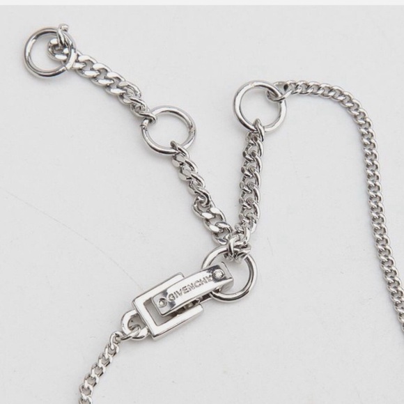 Givenchy Silver Crystal Pendant Round Necklace - Picture 4 of 5